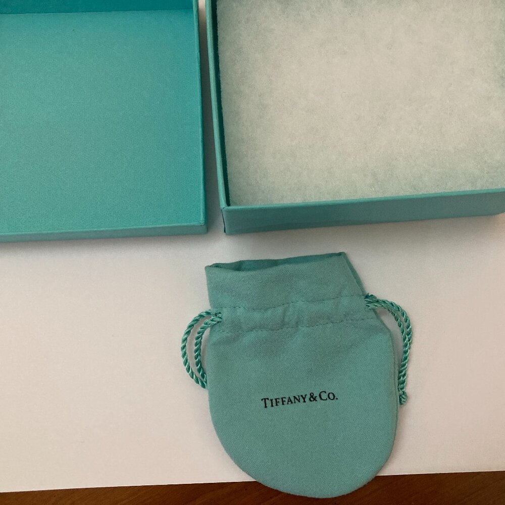 Tiffany & Co Ring Pouch Box Empty - Picture 3 of 5